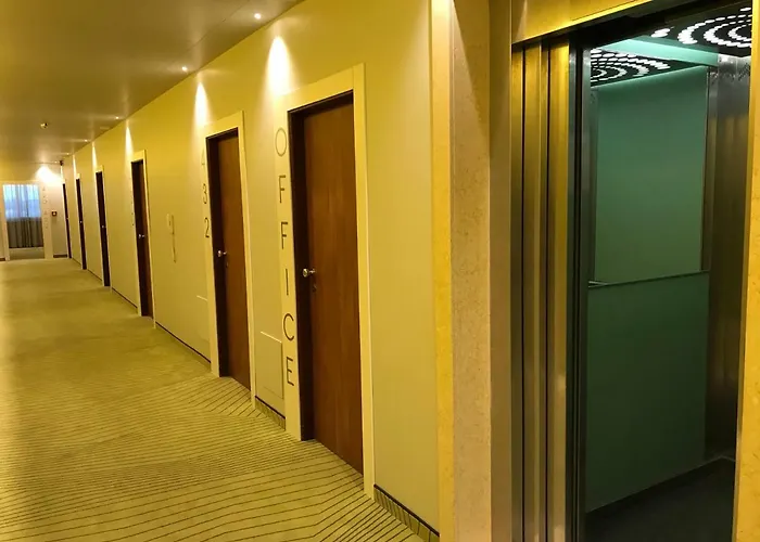 蒙马特酒店 里米尼