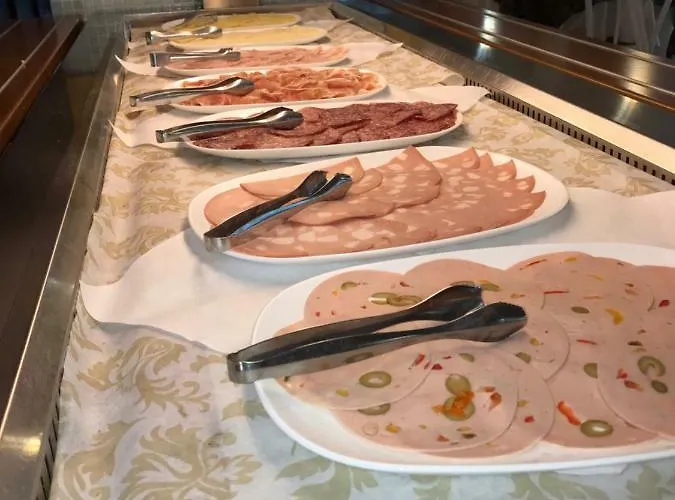 蒙马特酒店 酒店 3*