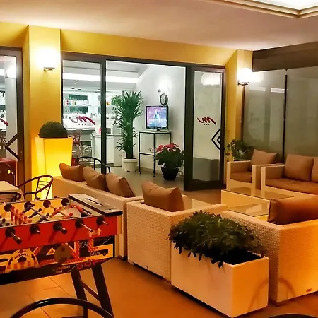 Hotel Montmartre Rimini