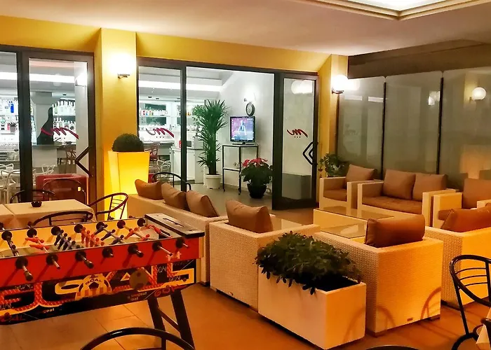 Hotel Montmartre Rimini