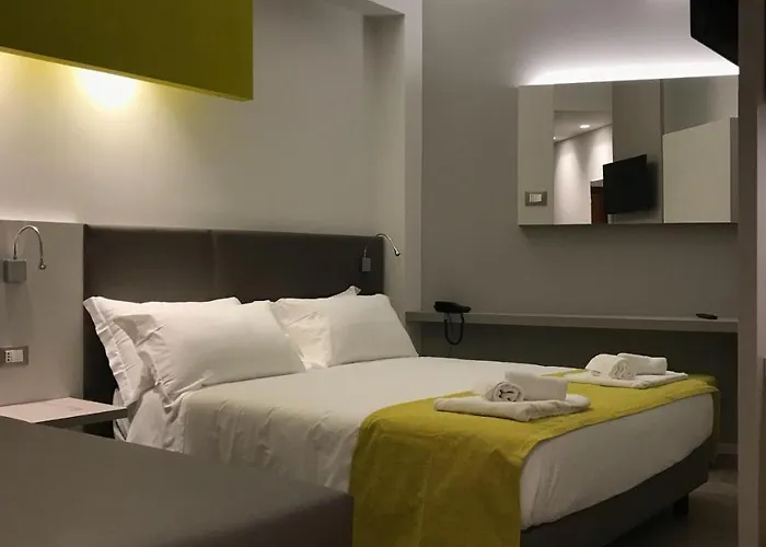 蒙马特酒店 酒店 里米尼