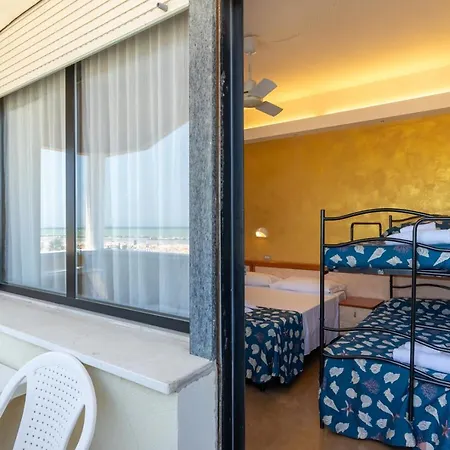 Hotel Montmartre Rimini