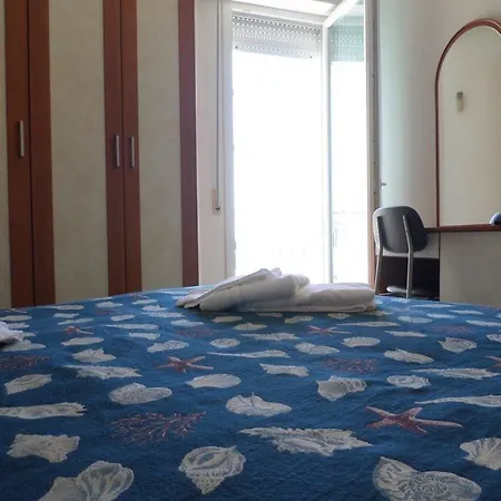 Hotel Montmartre 3*